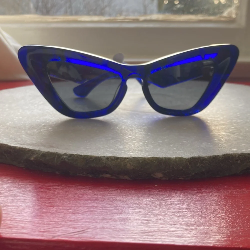 2025 Burberry Rose Blue Cateye Glasses x Silver Hardware NWT